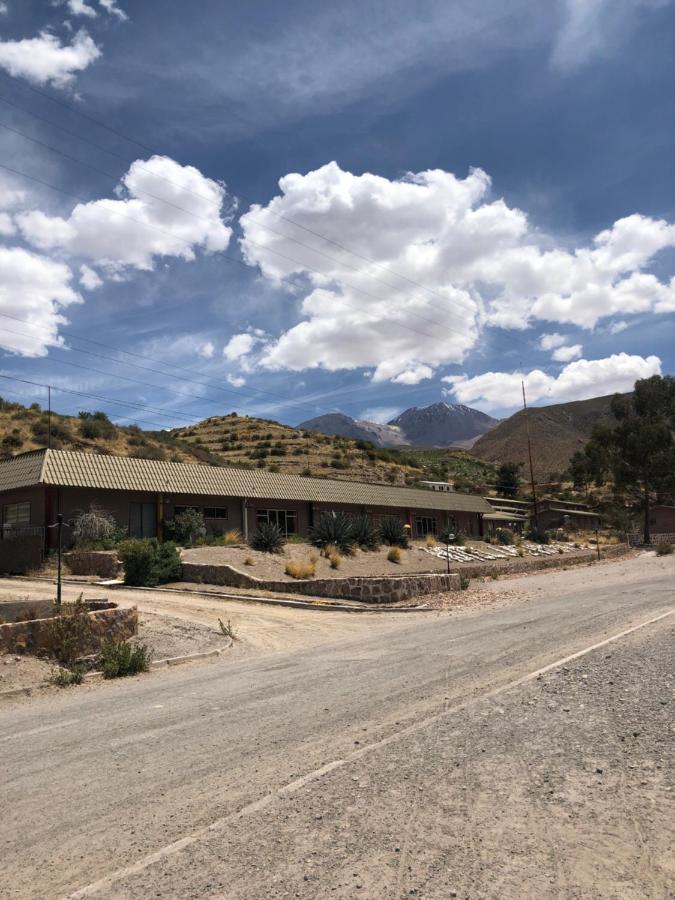 Hotel Las Vicunas Putre Exterior photo