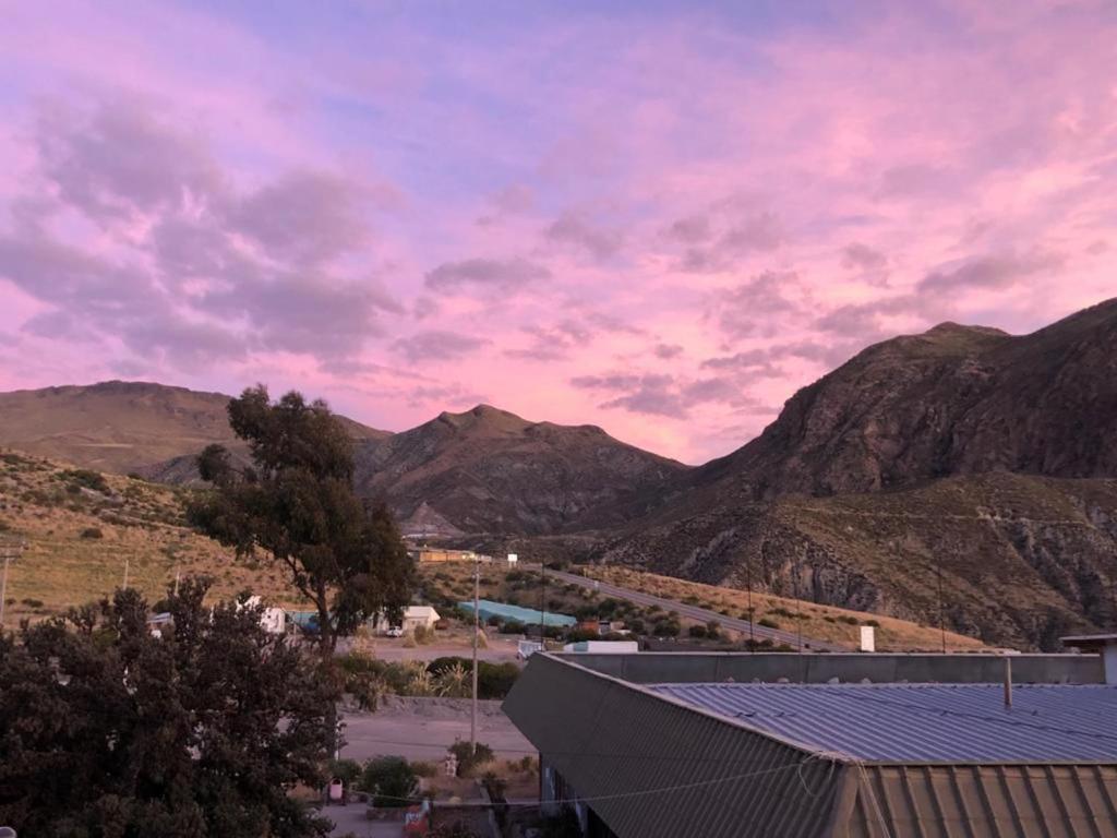 Hotel Las Vicunas Putre Exterior photo